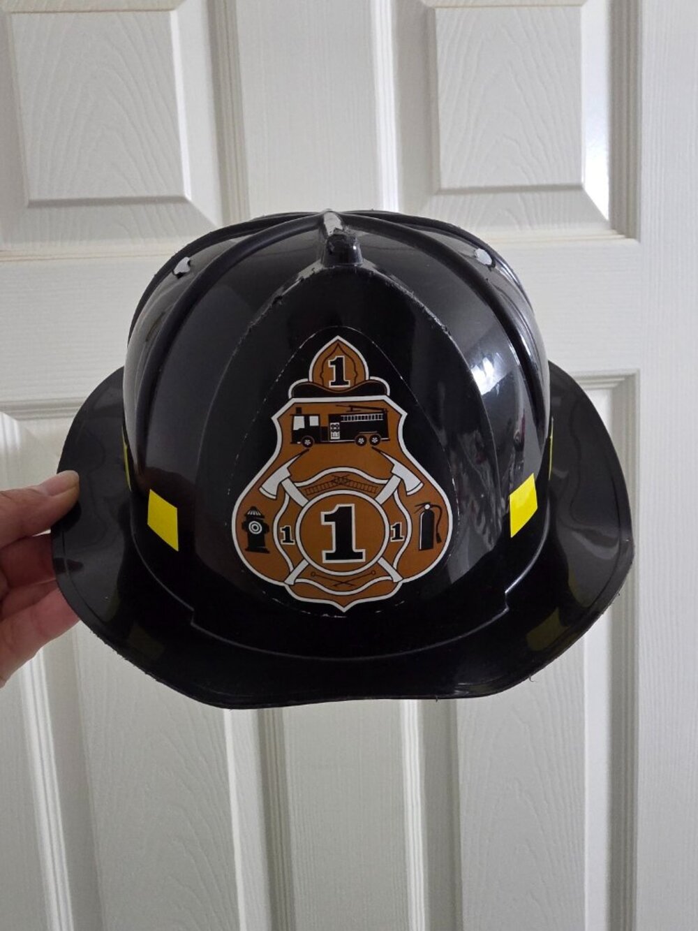 Pre-loved Kids Firefighter Costume | Size 3-4 Years - Picture 11 of 14